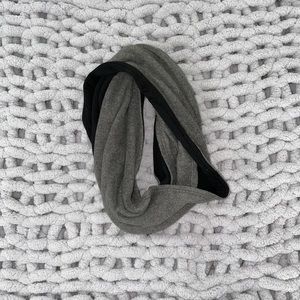 Heather grey and black thermal infinity scarf